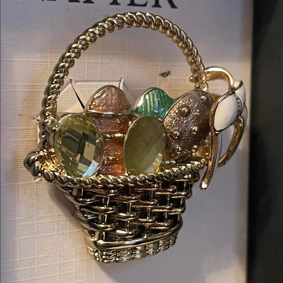 π NWT Vintage Napier Easter Basket Brooch - Picture 5 of 9